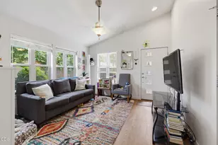1169 Iowa St, Ashland, OR 97520 - Photo 5