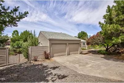 61145 Ladera Road, Bend, OR 97702 - Photo 3