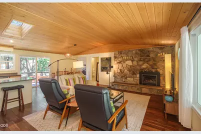 886 Palmer Road, Ashland, OR 97520 - Photo 5
