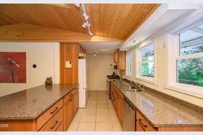 886 Palmer Road, Ashland, OR 97520 - Photo 11