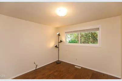 886 Palmer Road, Ashland, OR 97520 - Photo 17