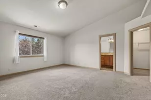 2865 SW Indian Pl, Redmond, OR 97756 - Photo 25