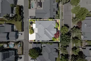 935 Sandoz St, Central Point, OR 97502 - Photo 35