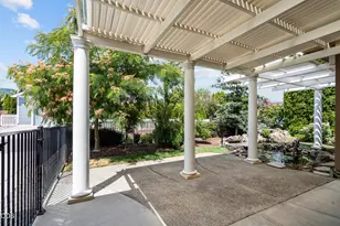 935 Sandoz St, Central Point, OR 97502 - Photo 27