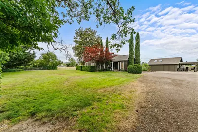 2622 Eric Avenue, Central Point, OR 97502 - Photo 57