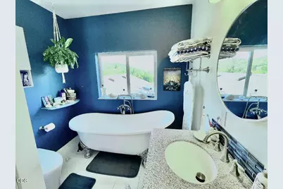 6085 Adams Road, Talent, OR 97540 - Photo 19