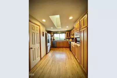 6085 Adams Road, Talent, OR 97540 - Photo 7