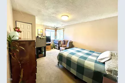 6085 Adams Road, Talent, OR 97540 - Photo 13