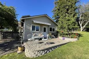 6085 Adams Rd, Talent, OR 97540 - Photo 27