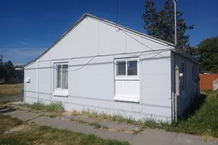 323 Commercial St, Klamath Falls, OR 97601 - Photo 31