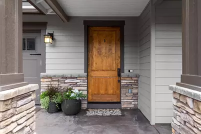 20158 Stonegate Drive, Bend, OR 97702 - Photo 3