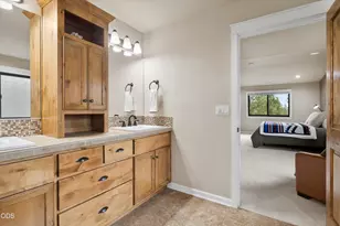 20158 Stonegate Dr, Bend, OR 97702 - Photo 39