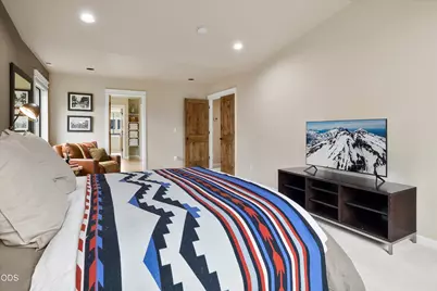20158 Stonegate Drive, Bend, OR 97702 - Photo 35