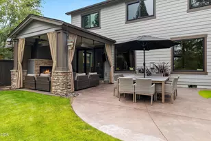 20158 Stonegate Dr, Bend, OR 97702 - Photo 45