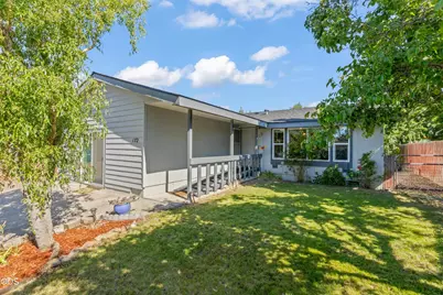 172 SE Tracie Street, Madras, OR 97741 - Photo 1