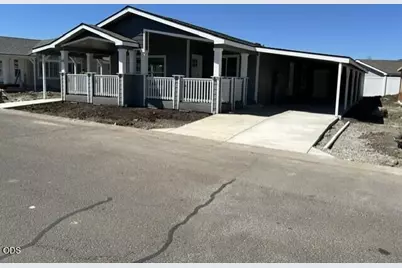 333 Mountain View Drive #105, Talent, OR 97540 - Photo 1