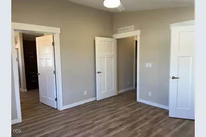 333 Mountain View Drive #105, Talent, OR 97540 - Photo 15