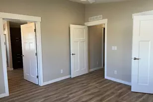 333 Mountain View Dr, Talent, OR 97540 - Photo 15