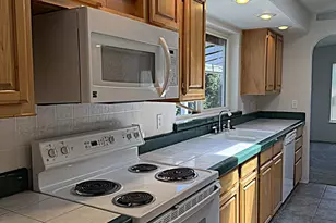 140 N Wendling St, Klamath Falls, OR 97601 - Photo 5