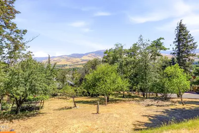 595 Monroe Street, Ashland, OR 97520 - Photo 9