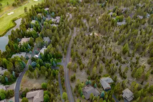 18035 Maury Mountain Ln, Sunriver, OR 97707 - Photo 43