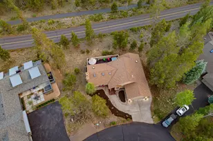 18035 Maury Mountain Ln, Sunriver, OR 97707 - Photo 11