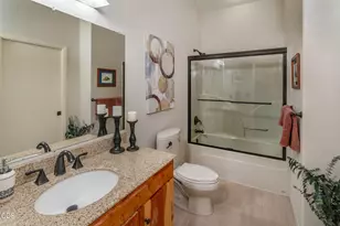 18035 Maury Mountain Ln, Sunriver, OR 97707 - Photo 33