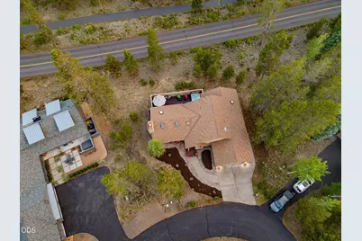18035 Maury Mountain Lane, Sunriver, OR 97707 - Photo 41