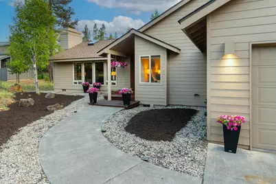 18035 Maury Mountain Lane, Sunriver, OR 97707 - Photo 5
