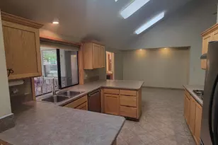 21140 Wilderness Way, Bend, OR 97702 - Photo 19