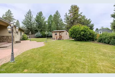 21140 Wilderness Way, Bend, OR 97702 - Photo 61