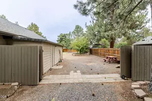 21140 Wilderness Way, Bend, OR 97702 - Photo 5