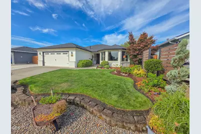 262 Summer Glen Way, Central Point, OR 97502 - Photo 1