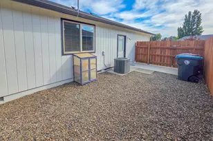 262 Summer Glen Way, Central Point, OR 97502 - Photo 37