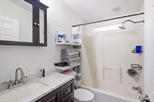 1661 Darin Dr, Grants Pass, OR 97527 - Photo 17
