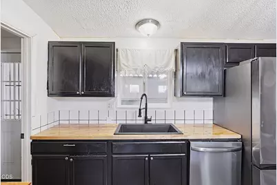 1661 Darin Drive, Grants Pass, OR 97527 - Photo 9