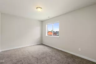 1214 SW 27th St, Redmond, OR 97756 - Photo 23