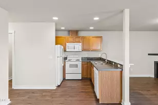 1214 SW 27th St, Redmond, OR 97756 - Photo 11