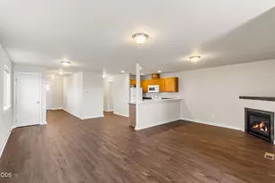 1214 SW 27th St, Redmond, OR 97756 - Photo 9