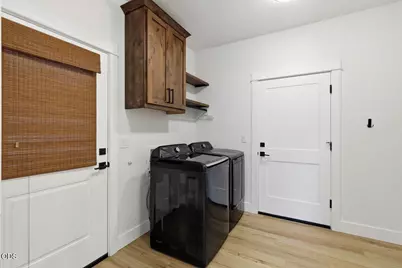 1609 Pacific Lane, Phoenix, OR 97535 - Photo 39