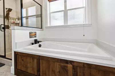 1609 Pacific Lane, Phoenix, OR 97535 - Photo 23