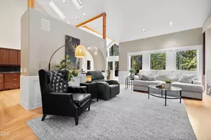 60726 Golf Village Loop, Bend, OR 97702 - Photo 15