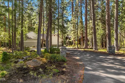 60726 Golf Village Loop, Bend, OR 97702 - Photo 43