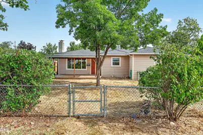 1332 Winchester Avenue, Medford, OR 97501 - Photo 33