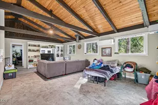 1277 N 5th Ave, Gold Hill, OR 97525 - Photo 9