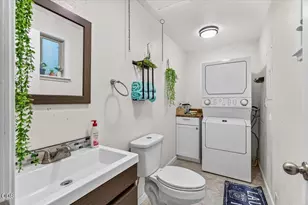 1277 N 5th Ave, Gold Hill, OR 97525 - Photo 15