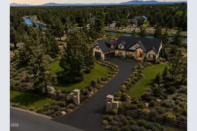 21195 Scottsdale Drive, Bend, OR 97701 - Photo 1