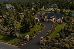 21195 Scottsdale Dr, Bend, OR 97701 - Photo 1