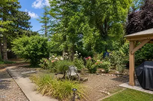 2618 Syringa Dr, Medford, OR 97501 - Photo 31