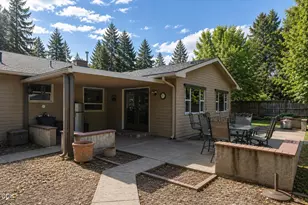 2618 Syringa Dr, Medford, OR 97501 - Photo 27